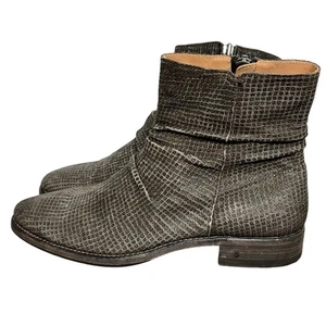 Stivali John Varvatos Morrison Sharpei taglio laser serpente fatti a mano $748 9 - Foto 1 di 11