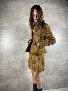 Versace Jeans Couture Vintage 90er Tweed Wolle Set Cropped Blazer & Minirock - Bild 1 von 24