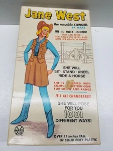 Bambola Marx Jane West 1966 2067 figurina vintage cowgirl 11" con scatola + accessori⭐ - Foto 1 di 14