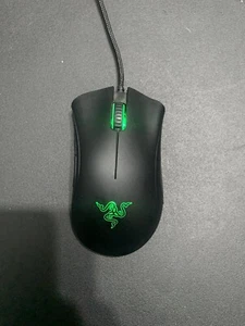 RAZER DeathAdder Chroma Black Wired PC Gaming Mouse RZ01-0084 - Picture 1 of 3
