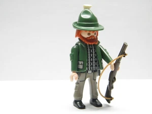 Playmobil 6840 Figures Series 10 Hunter Chasseur Garde Forestier Forest Ranger - Picture 1 of 1