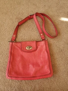 Fossil Maddox Pink Leather Crossbody Messenger Bag w/ Turn Lock - Picture 1 of 9
