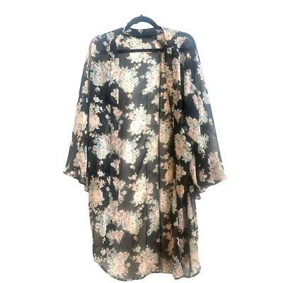 Kimono Honey Punch Negro Transparente con Floral Pastel Largo Frente Abierto  Foto 1 de 4