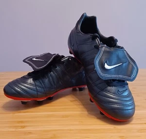 Nike Air Zurri 2 F.G Dark Charcoal/Comet Red Black Size 9 New in Box - Picture 1 of 8