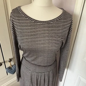MaxMara Weekend Black & White Chevron Stripe Silk Cotton Jersey Dress XL Stretch - Picture 1 of 10