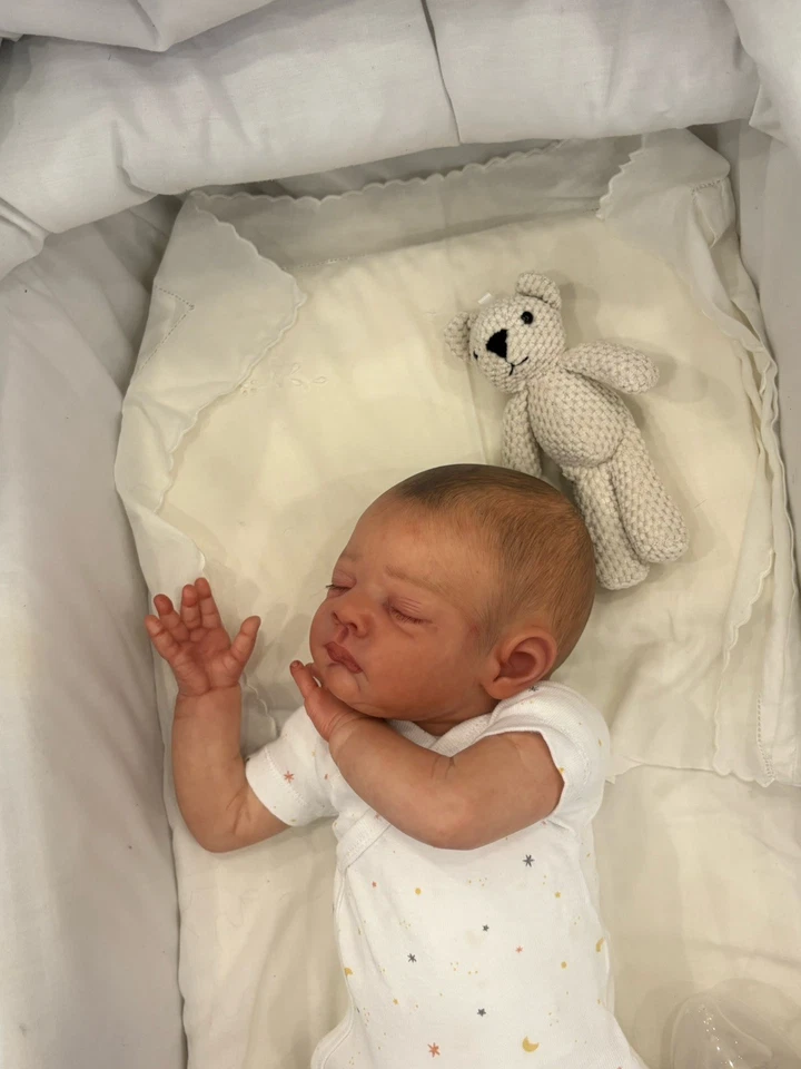 Reborn baby doll newborn Khian by Tina Kewy authentic ( he’s NEW!!!) - Immagine 1 di 4