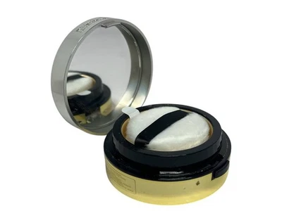 Elizabeth Arden Pure Finish Mineral Powder Foundation – Choose Shade 6 or 7 - Image 1 of 3