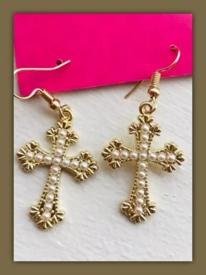 Pendientes colgantes crucifijo de perlas crucifijo esmalte amarillo Betsey Johnson nuevos con etiquetas Foto 1 de 4