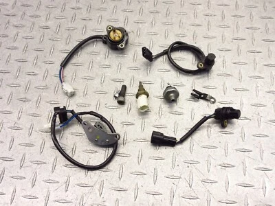 2014 12-16 Suzuki GSXR 1000 GSXR1000 Gear Pulser Oil Pressure Speed Sensor Lot - Image 1 of 4