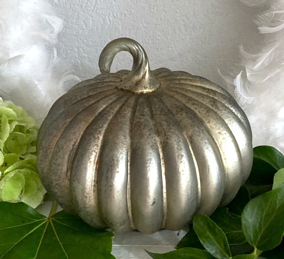 Großer Kürbis Grün - Gold Shabby, Tischdeko Herbst Herbstdeko, Shabby Landhaus - Bild 1 von 1