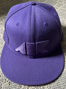 Nike Air 643 Purple One Size Fitted Hat Rainbow Checkered Lining - Picture 1 of 6