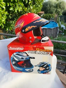 Pedal car/auto a pedali FAMOPLAY Children Toy Helmet 2006 by Famosa-Spain - Imagen 1 de 9