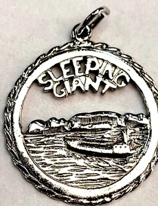 VTG Sterling Silver Sleeping Giant AKA Nanabijou -disk circle Charm Thunder Bay - Picture 1 of 2