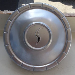 1959-60 Studebaker Dog Dish HUB CAP 10" Hubcap - Picture 1 of 8
