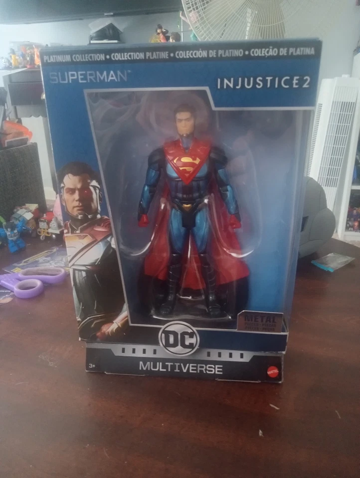 DC Multiverse Injustice 2 Superman Metal Platino Colección Sellado/NUEVO Foto 1 de 3