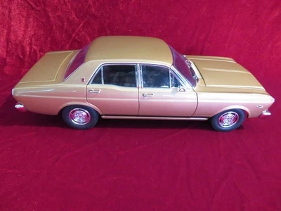 1/18 FORD XR GT 1969 Falcon gold  Auto Art millenium series - image 1 of 4