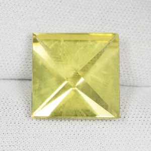 9.45 ct SHIMMERING - NATURAL LEMON YELLOW PRASIOLITE QUATRZ  SQUARE See Vdo No 7 - Picture 1 of 2
