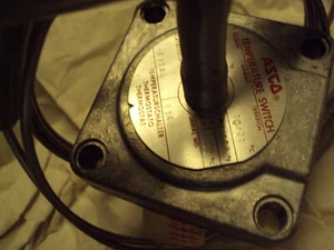 Asco Tri-point; KF11A4; temperature switch module; 50-100F 6 ft capillary bulb - Picture 1 of 2