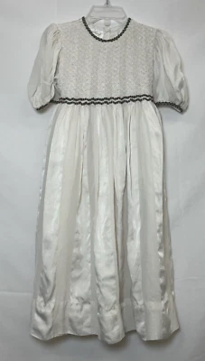 Strasburg Ivory Silk Smocked Christmas Embroidered Dress Sz. 4 Beautiful! Chrty - Image 1 of 4