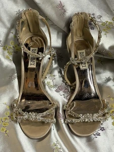 Jewel Badgley Mischka Abendschuhe mit verzierten Riemen beige Größe 8 - Bild 1 von 8