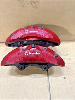 Range Rover Sport l494 5.0 S/C Svr Pair 6 Pot Red Brembo Brake calipers front - Image 1 of 4
