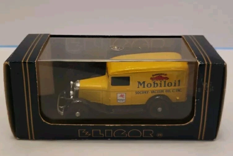 Camión de reparto Ford Camionnette 1934 Eligor Mobiloil escala 1/43  Foto 1 de 2