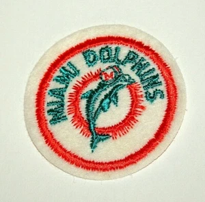 Vintage Miami Dolphins Fußball Team Logo Jacke Mütze Aufnäher Neu aus altem Lagerbestand 1970er Jahre - Bild 1 von 1