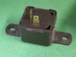 F3HZ-13350-A FORD DIRECTIONAL TURN SIGNAL LIGHT FLASHER MOTORCRAFT SF-593 OEM - Picture 1 of 1