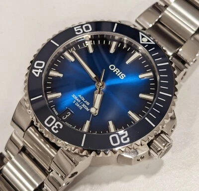 Reloj Hombre Oris Aquis Calibre 400 41.5mm Esfera Azul Foto 1 de 4