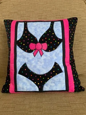 Almohada de bikini a lunares 15x15" hecha a mano EE. UU. Foto 1 de 2