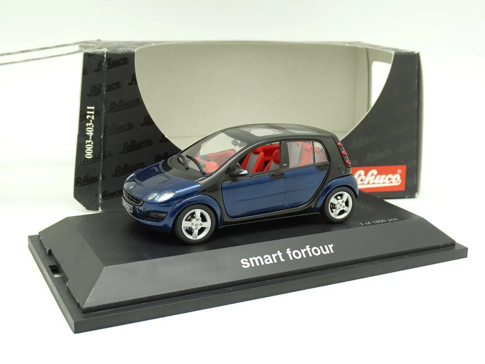 Schuco 1/43 - Smart Forfour Blu E Nero - Immagine 1 di 1