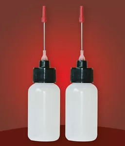 Dos botellas de 1 OZ con dispensador de punta de aguja de acero inoxidable para trenes modelo - Imagen 1 de 3