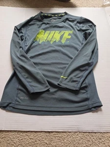 Boys Medium Nike Dri Fit Green Long Sleeve Shirt - Picture 1 of 6