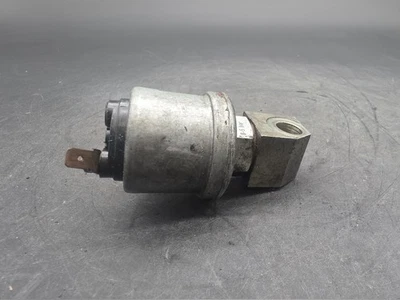 Transmisor de presión de aceite usado OEM 74-77 Porsche 911 930 91160611100 Foto 1 de 4