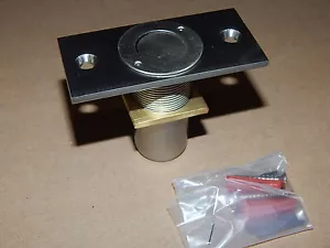 2 CRL BRUSHED NICKEL DUST PROOF KEEPER PLATES NON-LOCKING AMR208BN - Picture 1 of 6