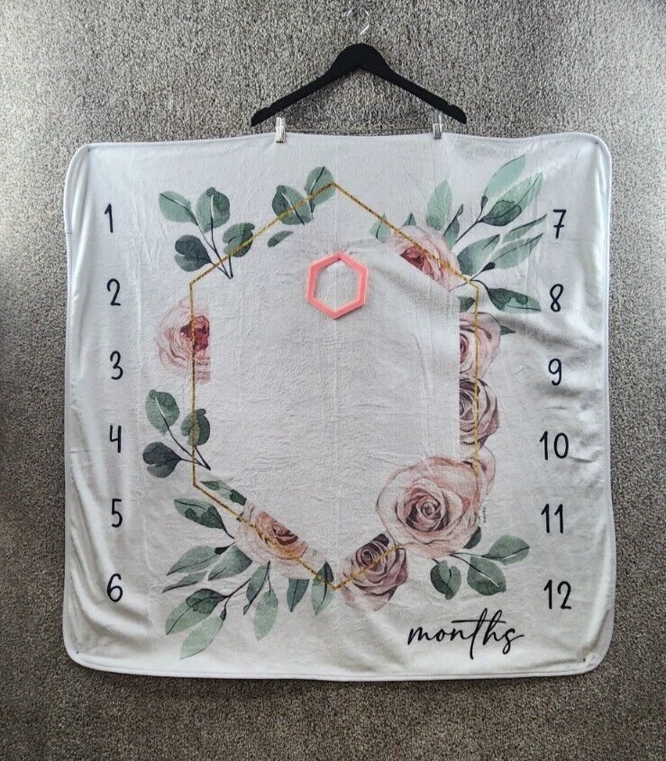 Manta con telón de fondo para fotos infantiles Miletone meses blanca floral manta para fotos Foto 1 de 4