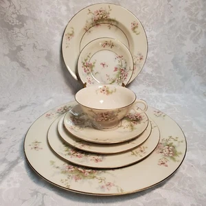 Vtg 1940-1989 Haviland -Apple Blossom 7pc Place Setting (10.75" Dinner Plate) - Picture 1 of 11