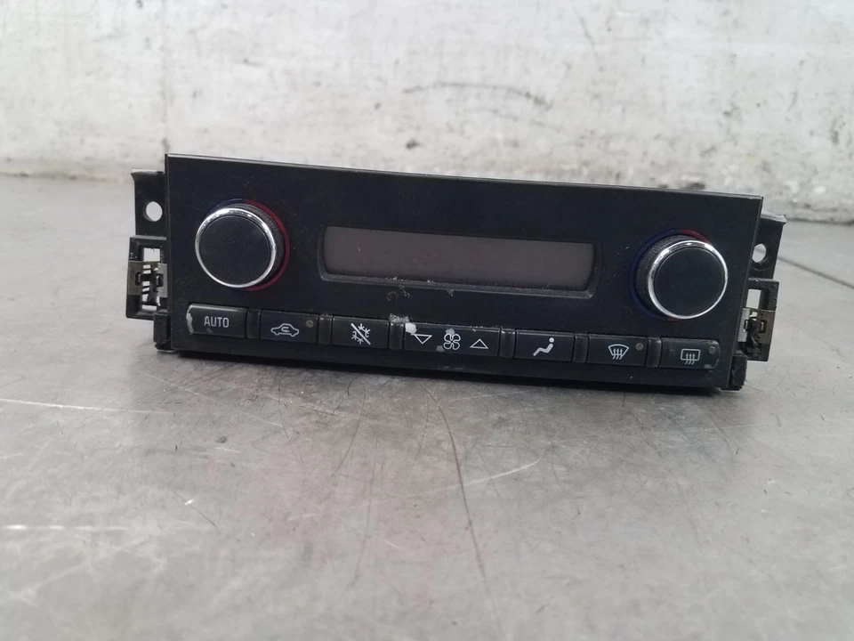 2009 Chevy Corvette C6 HVAC Climate Controls #0585 E6 - Image 1 of 4