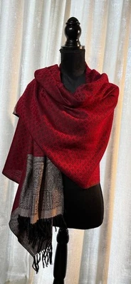 Oscar de la Renta Shawl Wrap 100% Wool 69" L X 32" W Red Black Greige Excellent - Image 1 of 4