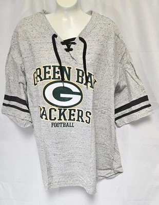 Camisa de fútbol gris con cordones cuello en V Majestic talla grande NFL Green Bay Packers para mujer Foto 1 de 3