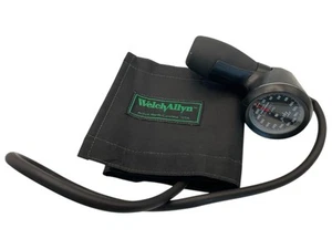 Tycos Welch Allyn Manual Blood Pressure Set - Adult Cuff & Bulb - Picture 1 of 5