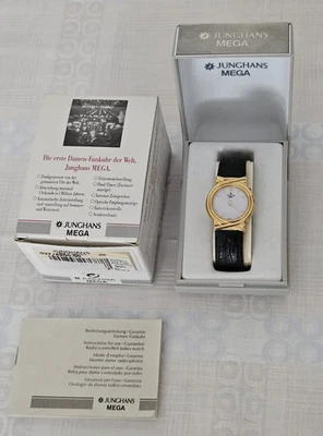 JUNGHANS Mega Funkuhr Damenuhr nahezu neuwertig in Originaletui sehe Fotos - Bild 1 von 4