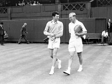 Tennis Budge Patty and John Bromwich walk onto the court together - Old Photo