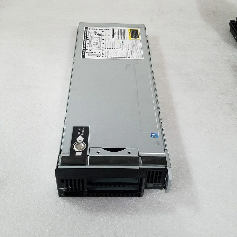 HP Proliant BL460C G8 2x E5-2640 2.5Ghz 12-Cores / 16gb Ram / NoHDD / P220i Raid - Image 1 of 3