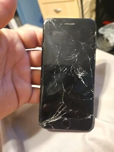 Apple iPhone 7 32GB Black AS IS *FOR PARTS* Read - Picture 1 of 3
