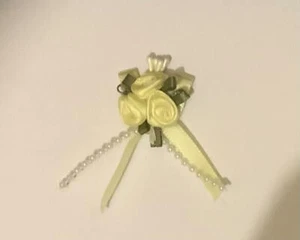 PRETTY LEMON ROSES PEARLS MAGNET/MAGNETIC HAIR BOW ACCESSORY REBORN/FAKE/BABY - Picture 1 of 1