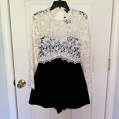 TOPSHOP MAMELUCO FLORAL DE ENCAJE Y MALLA ESPALDA ABIERTA TALLA 10 $125 Foto 1 de 4