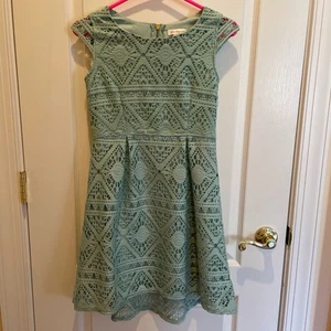 Xhilaration Girls Mint Lace Dress - size 10/12 Large - Picture 1 of 6