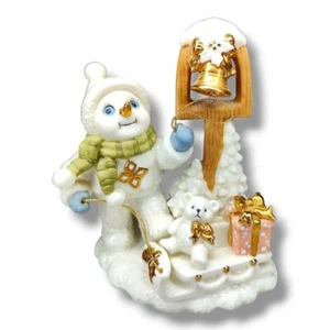 Grandeur Noel Porcelana Muñeco de Nieve Familia 2001 Navidad Niño Campana Repuesto - Imagen 1 de 10