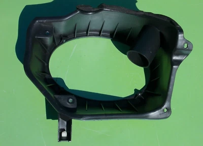 MITSUBISHI 3000GT 91-99 REAR QUARTER PANEL LEFT SPEAKER BRACKET MB629121 OEM SL - Image 1 of 4